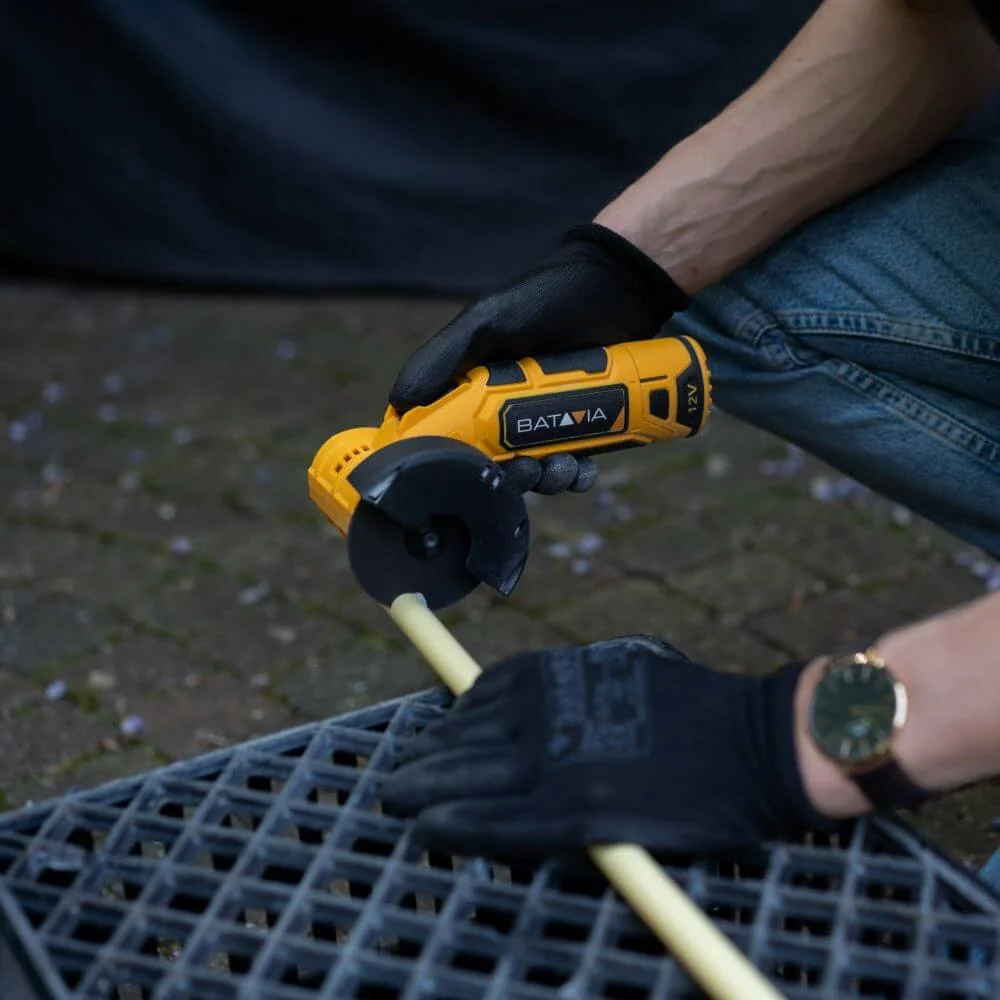 12V Cordless Angle Grinder 76mm - Image 5