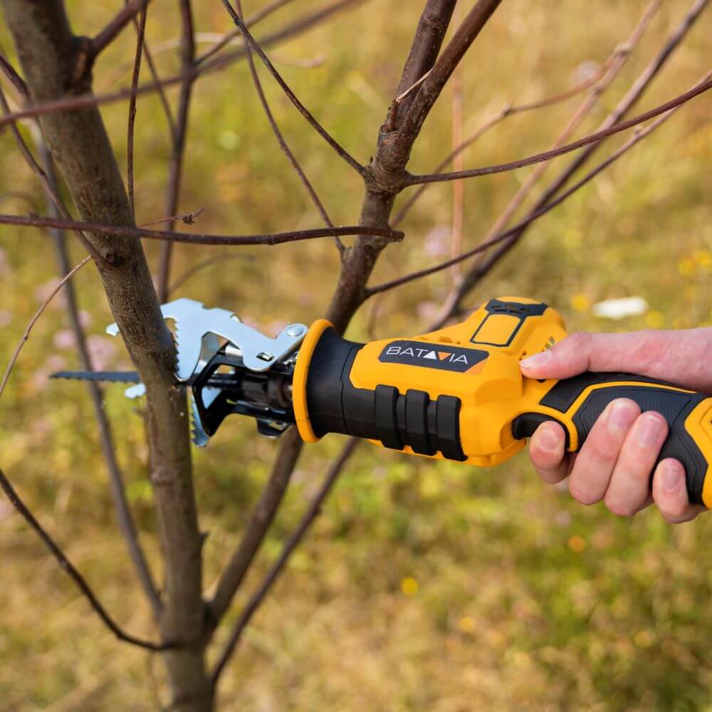 12V Cordless Reciprocating Saw - Image 3